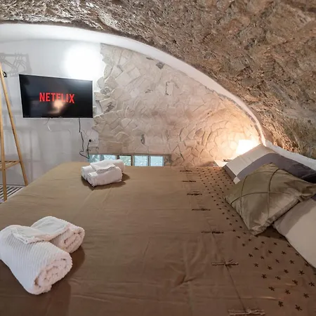 Lejlighed Rampe House - Loft In The Historic Center Of Napoli